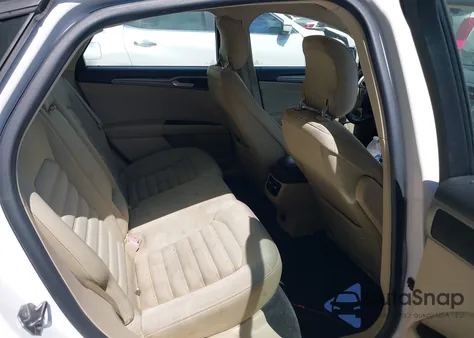 2013 Ford Fusion Se из США, поврежденный, VIN 3FA6P0HRXDR367184